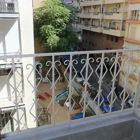 Διαμέρισμα Kyana Downtown *